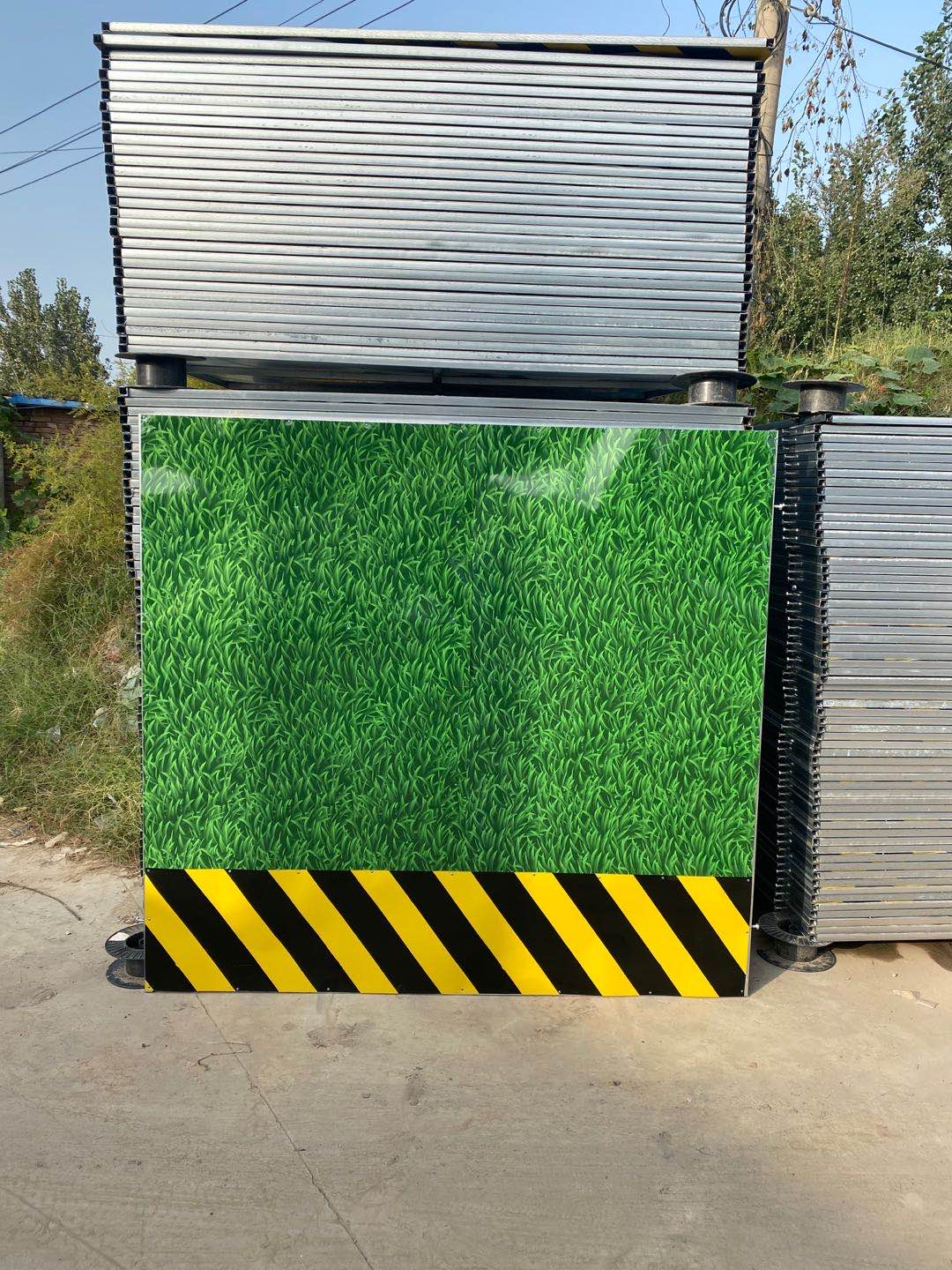 草坪圍擋